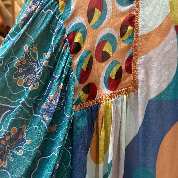 Anthropologie Colorful Geometric Patterned Women's Top - Picture 4 of 6